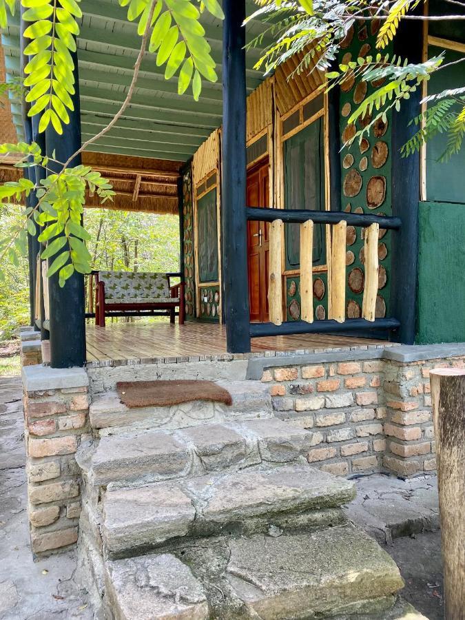 Enshama Game Lodge And Campsite Katunguru エクステリア 写真