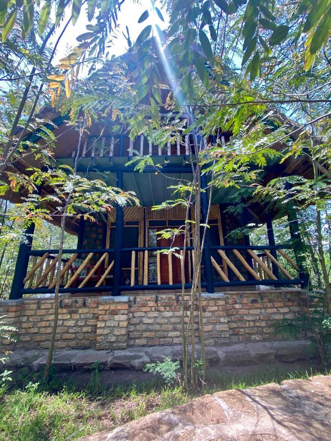 Enshama Game Lodge And Campsite Katunguru エクステリア 写真