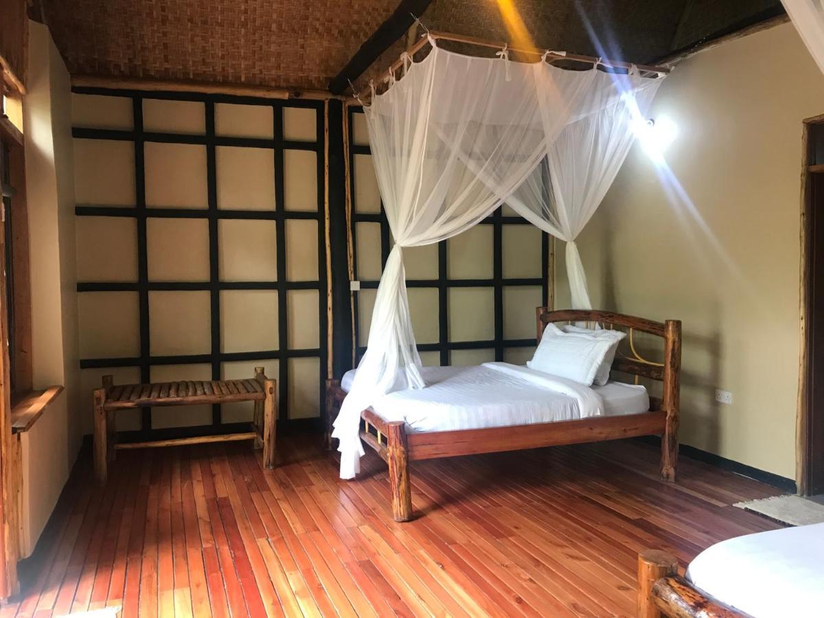 Enshama Game Lodge And Campsite Katunguru エクステリア 写真