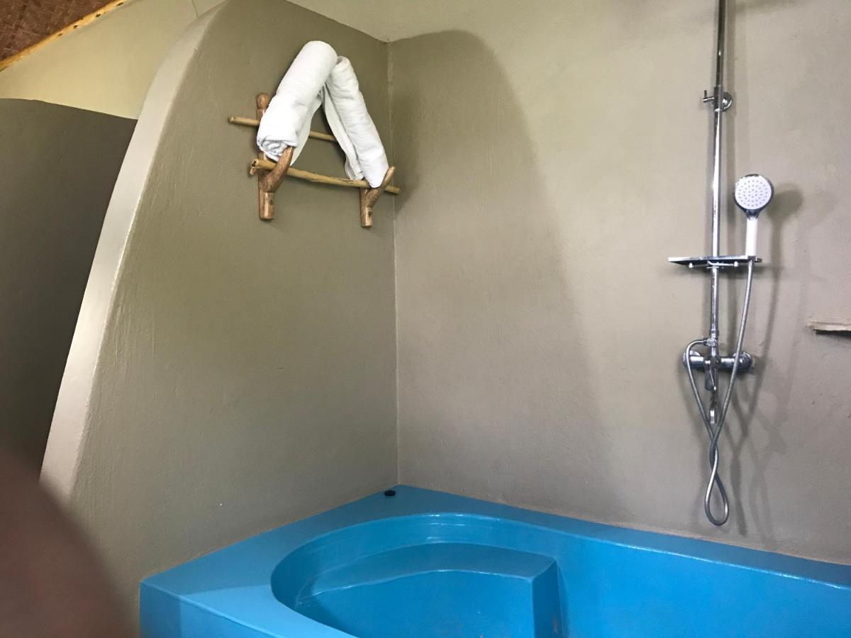 Enshama Game Lodge And Campsite Katunguru エクステリア 写真